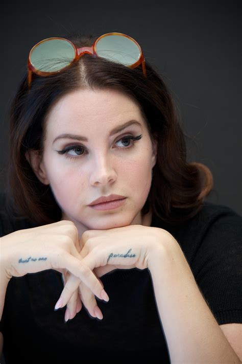 lana del rey tattoos|Exploring the Beautiful Tattoos of Lana Del Rey: A Captivating。